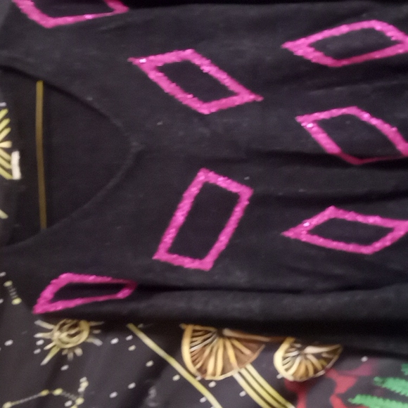 V-neck Sweater - Picture 2 of 5